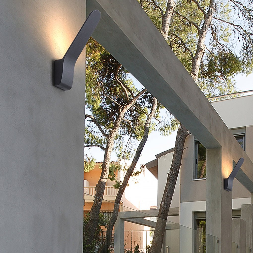 Modern Minimalist LED Waterproof Outdoor Wall Light