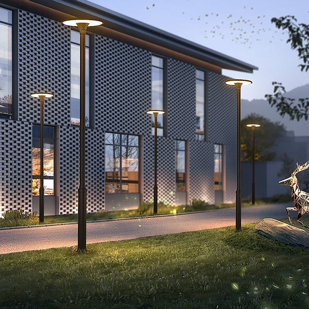 Round Waterproof LED Outdoor Pole Light for Garden and Courtyard