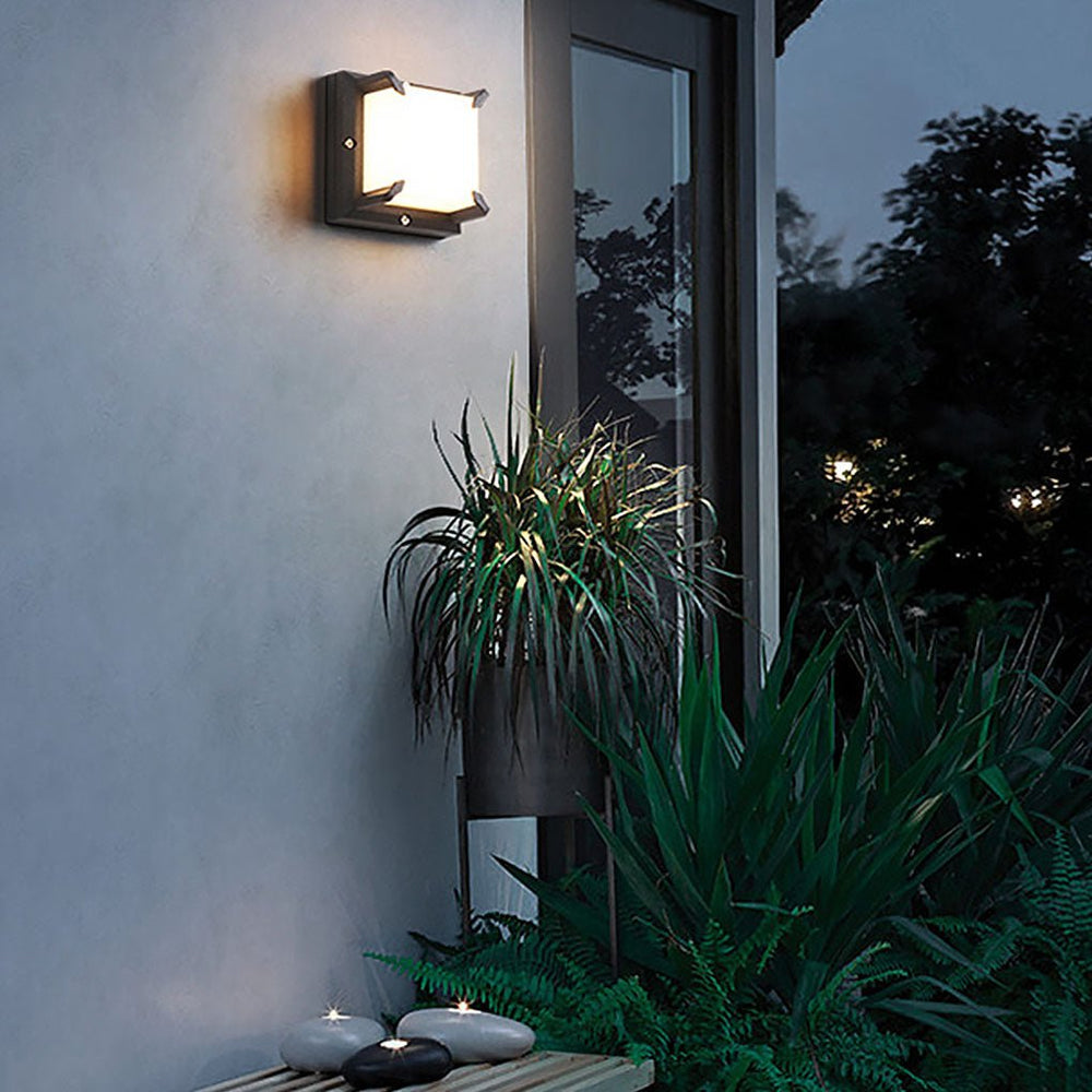 Modern Minimalist LED Outdoor Wall Light Waterproof