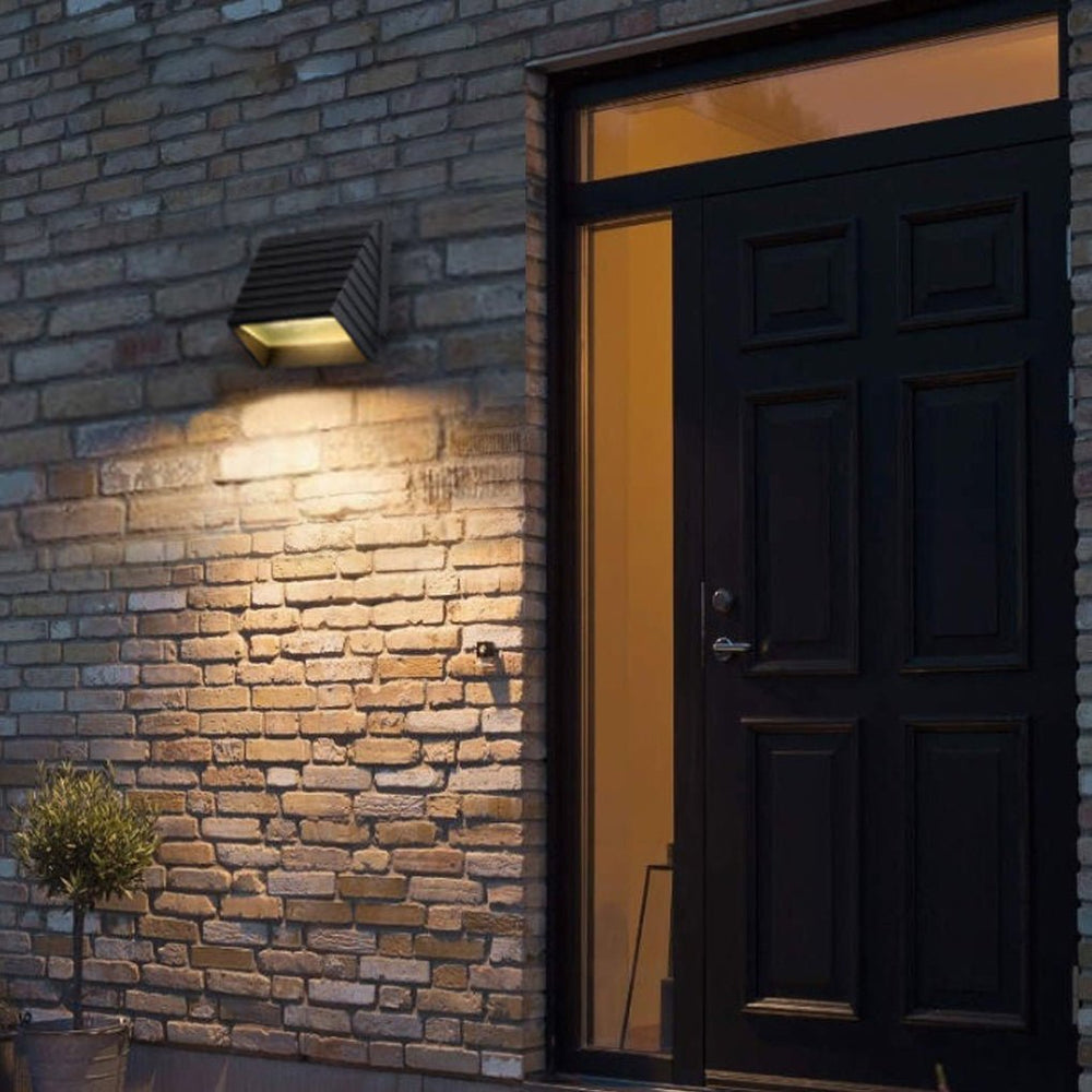 Modern Minimalist LED Outdoor Wall Light Waterproof