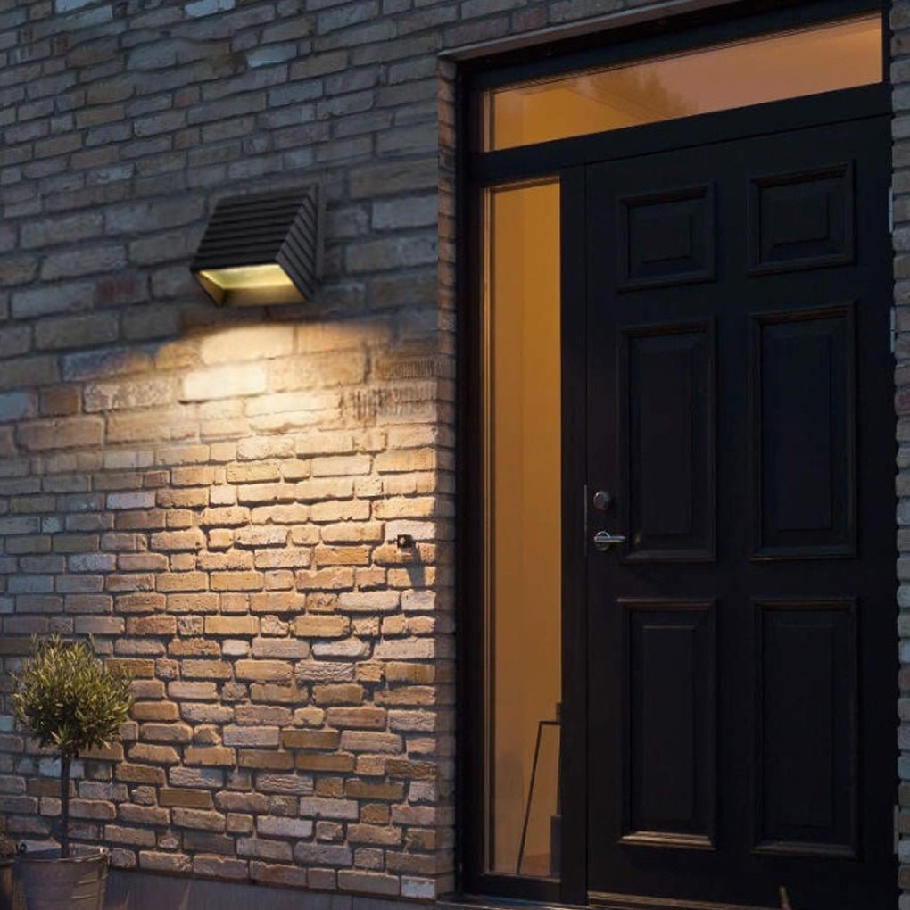 Modern Minimalist LED Outdoor Wall Light Waterproof