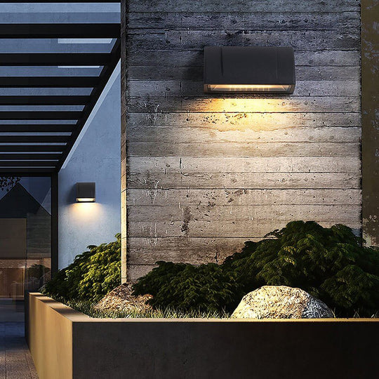 Modern Minimalist LED Outdoor Wall Light Waterproof