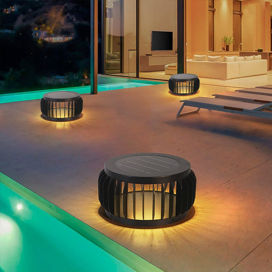 Modern Outdoor Waterproof Solar LED Garden Lamp with Three-Color Dimming