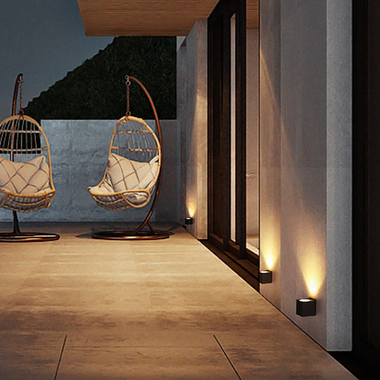Modern Square Outdoor Waterproof LED Wall Light for Villa Courtyard