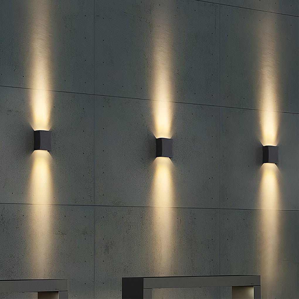 Modern Up and Down Light LED Outdoor Wall Sconce Lighting