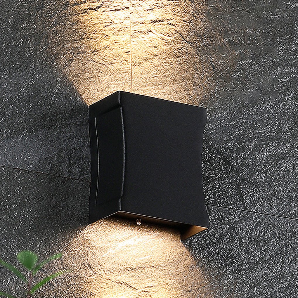 Modern Up and Down Light LED Outdoor Wall Sconce Lighting