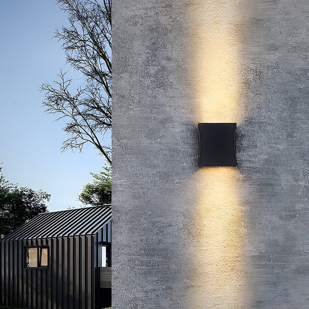 Modern Up and Down Light LED Outdoor Wall Sconce Lighting