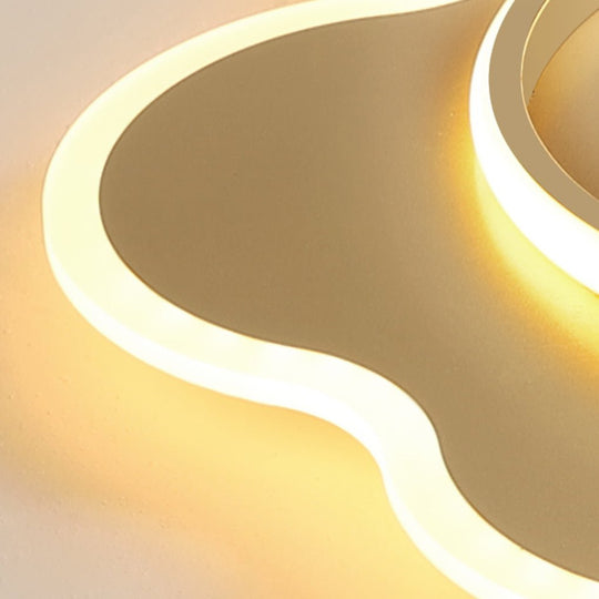 Nordic Creative Cloud Shape Personalized Decorative LED Ceiling Lamp for Kids’ Room