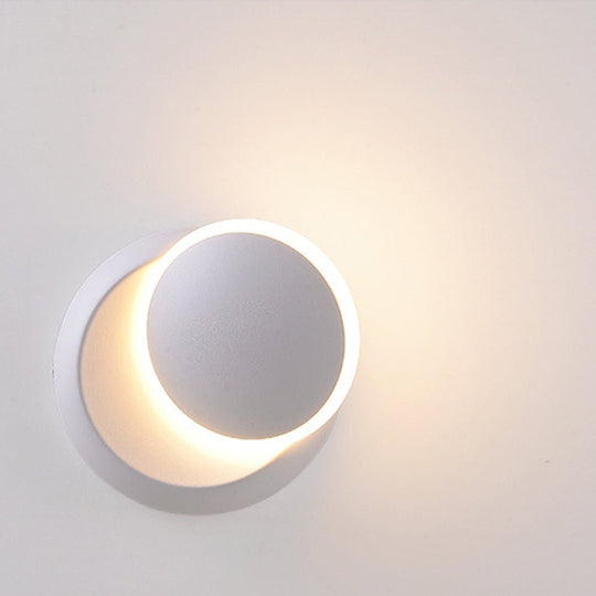 Nordic Minimalist LED Rotatable Round Wall Light
