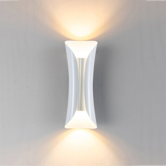 Nordic Minimalist LED Wall Sconce for Indoor and Outdoor Use