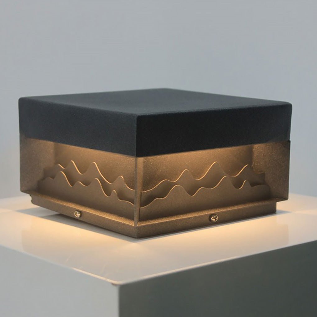 Outdoor Waterproof Garden Lamp Post with Mountain Scenery Design