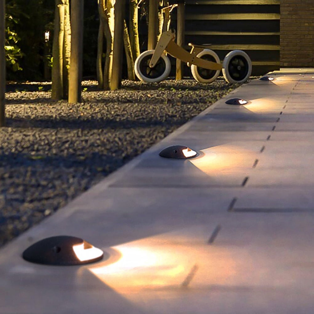 Sleek LED Cap Light for Garden Stairs, Decks & Pathways
