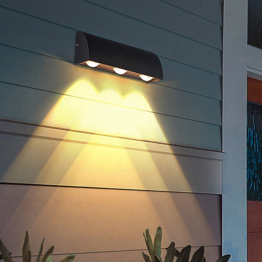 Outdoor Minimalist LED Waterproof Wall Light for Courtyard and Balcony