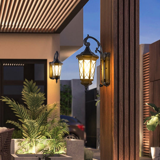 Outdoor Retro Waterproof LED Wall Lamp for Courtyard and Balcony