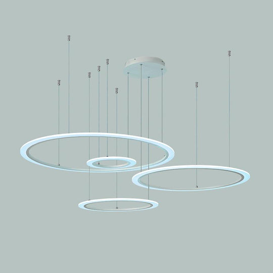 4 Circles Random Sizes Multi Light Pendant Metal & Acrylic LED Ceiling Light