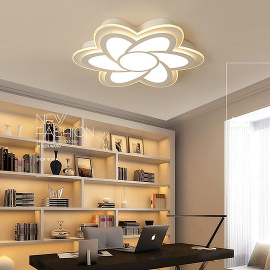 Flower-Shaped LED Flush Mount Ceiling Light – Modern Decorative Fixture