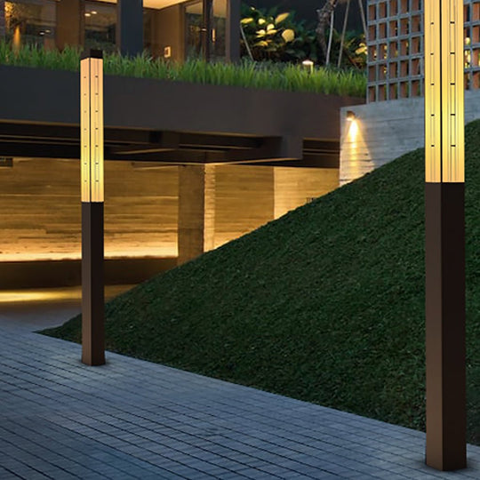 Retro Black Outdoor Pole Lamp Post Light