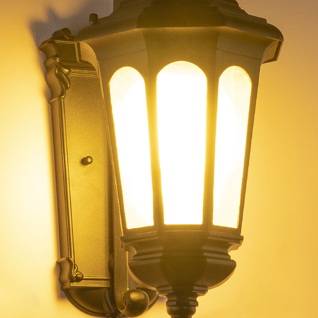 Retro Classic Waterproof LED Wall Lamp for Outdoor Balcony