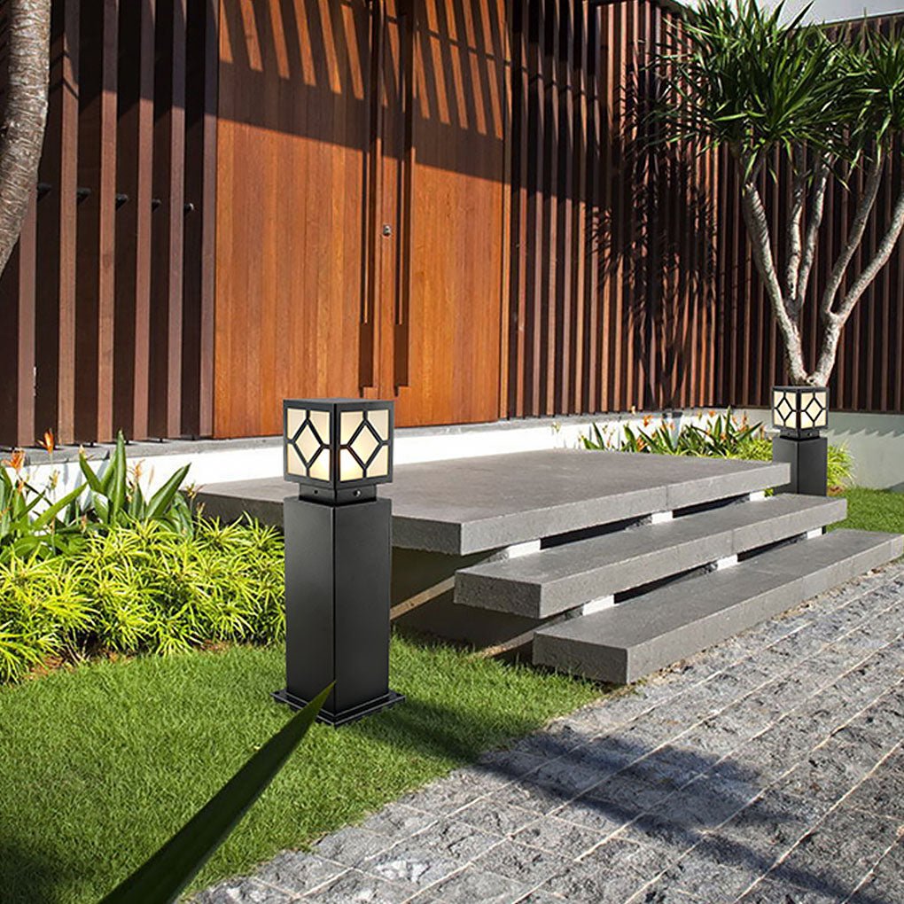 Retro European Square Solar Powered Bollard Light
