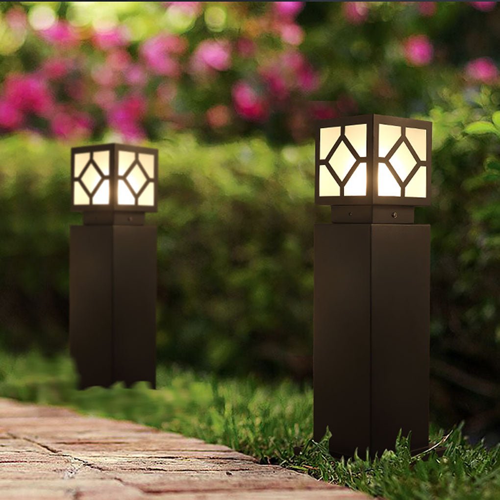 Retro European Square Solar Powered Bollard Light