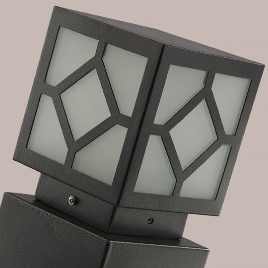 Retro European Square Solar Powered Bollard Light