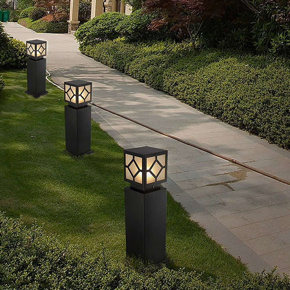 Retro European Square Solar Powered Bollard Light