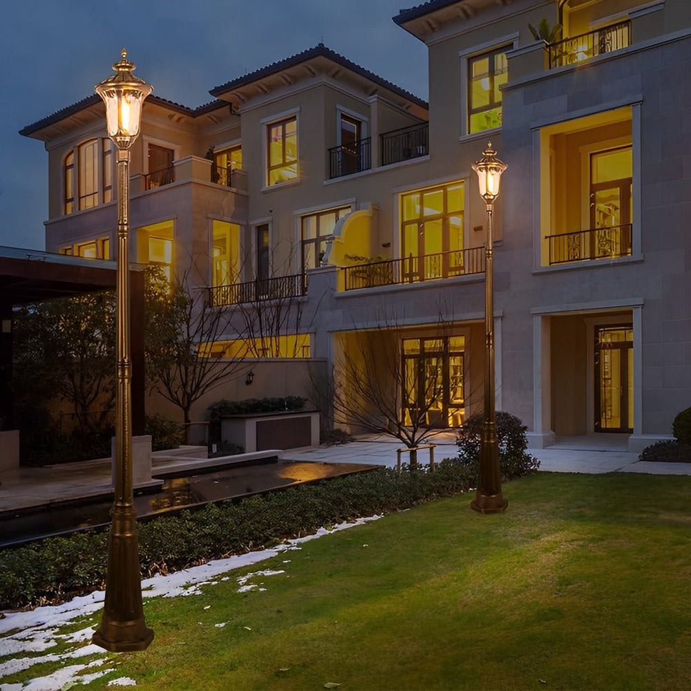 Retro Bronze European-Style LED Street Lights