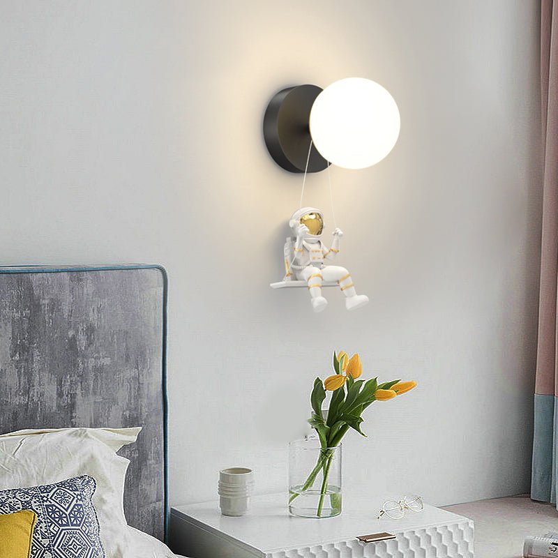 Round Ball Creative Astronaut LED Wall Light – 3 Step Dimming