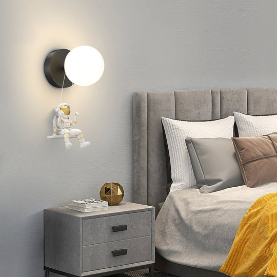 Round Ball Creative Astronaut LED Wall Light – 3 Step Dimming