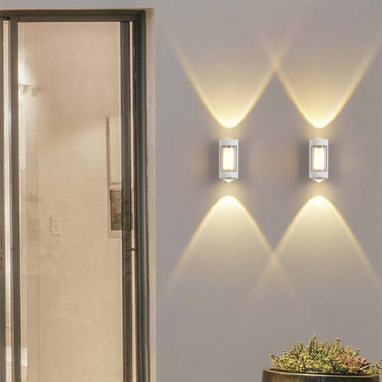 Sleek Dual-Directional Modern LED Outdoor Wall Light
