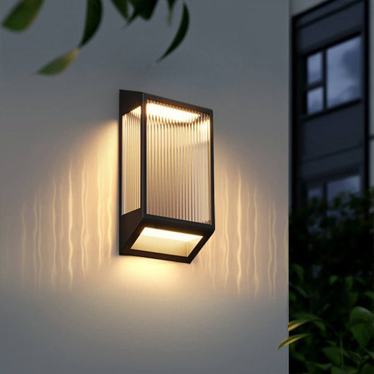 Vertical Acrylic LED Wall Lamp for Outdoor Lighting