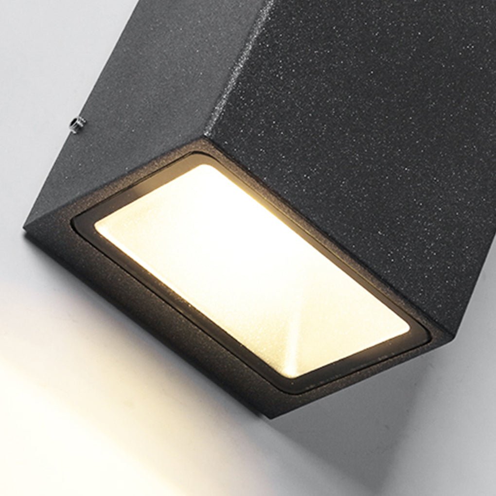 Two Light Effect Waterproof LED Wall Light for Outdoor Villa Courtyard
