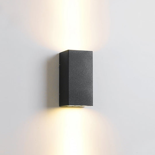 Two Light Effect Waterproof LED Wall Light for Outdoor Villa Courtyard