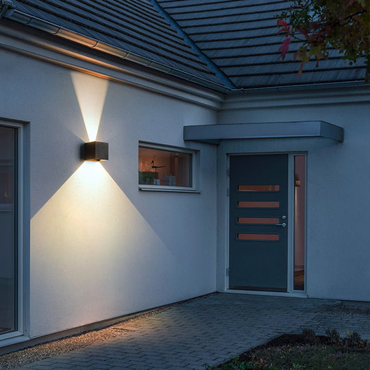 Up and Down Adjustable Beam LED Waterproof Outdoor Wall Light