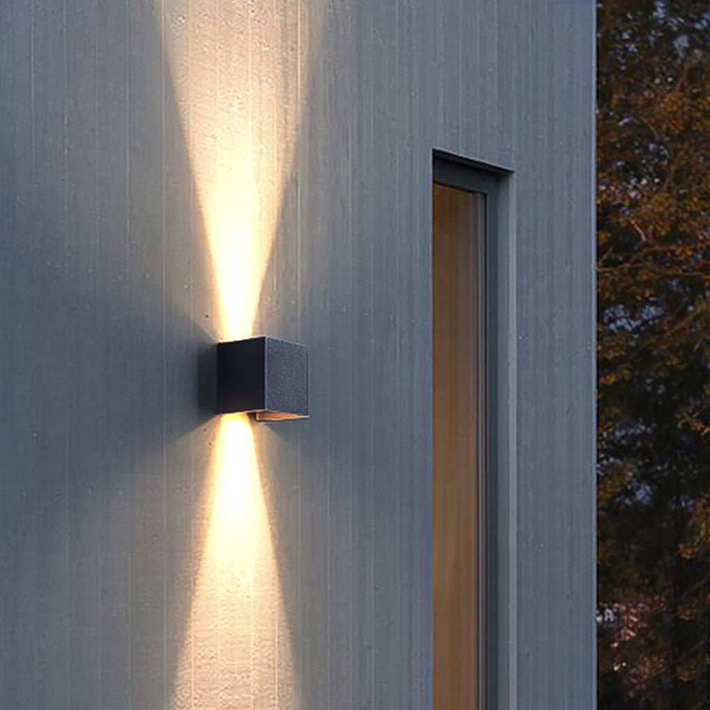 Up and Down Adjustable Beam LED Waterproof Outdoor Wall Light