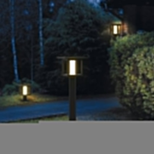 Wide Top Dual-Powered LED Outdoor Post Lights