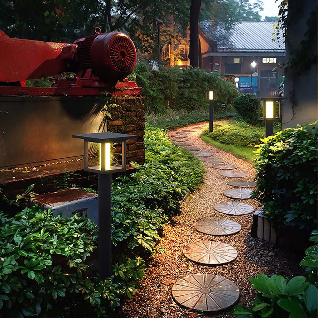 Wide Top Dual-Powered LED Outdoor Post Lights