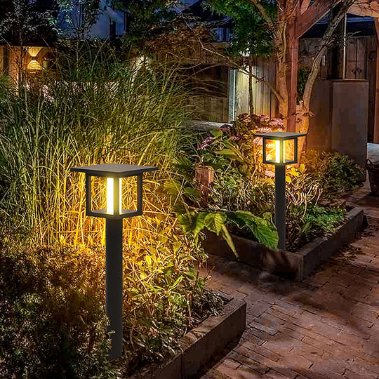 Wide Top Dual-Powered LED Outdoor Post Lights